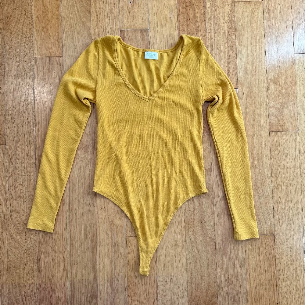 Abound Yellow Long Sleeve Bodysuit - Small